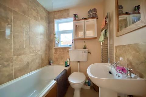 8 Ballards Crescent, West Yelland, Barnstaple, EX31 3EU
