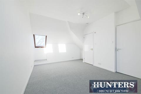 16 Chepstow Road, London, W7 2BG
