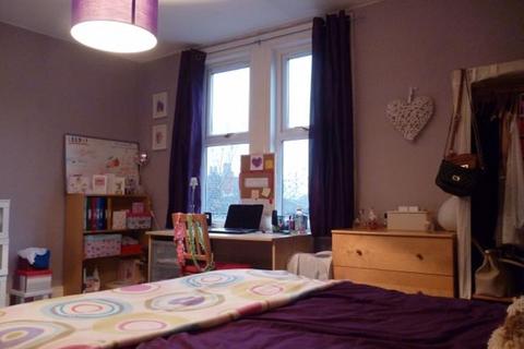 4 bedroom house to rent, Richmond Avenue, Leeds