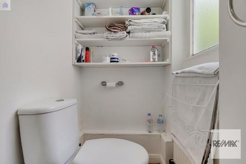 19 Cedar Road, London, NW2 6SS