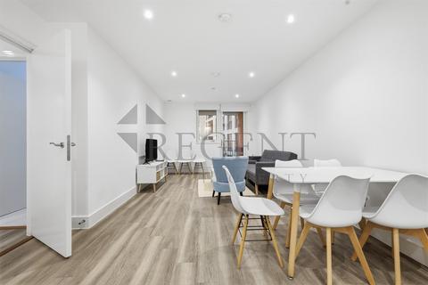 2 bedroom apartment to rent, Ashwell House, Healum Av, UB2