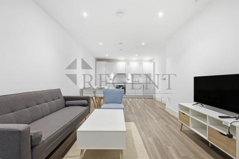 2 bedroom apartment to rent, Ashwell House, Healum Av, UB2