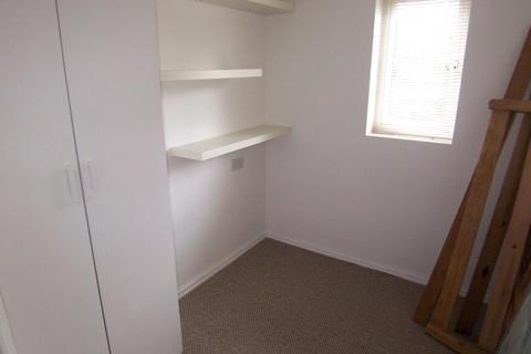 1 bedroom ground floor flat to rent - 47 The Paddocks ,Bicton Heath,Shrewsbury SY3 5ER