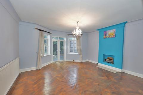 6 bedroom detached house for sale - North Crescent, Finchley