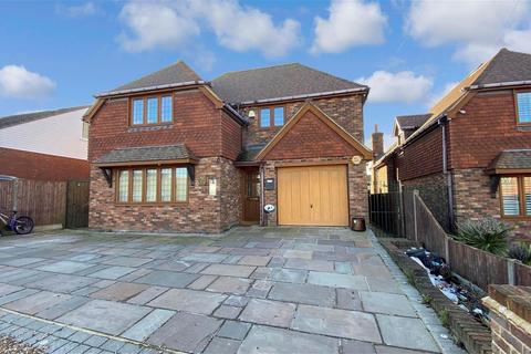 45 Augustine Road, Minster On Sea, Sheerness, ME12 2NE