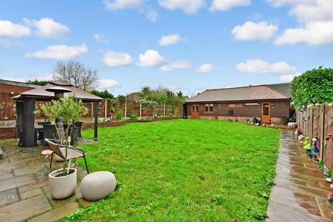 45 Augustine Road, Minster On Sea, Sheerness, ME12 2NE