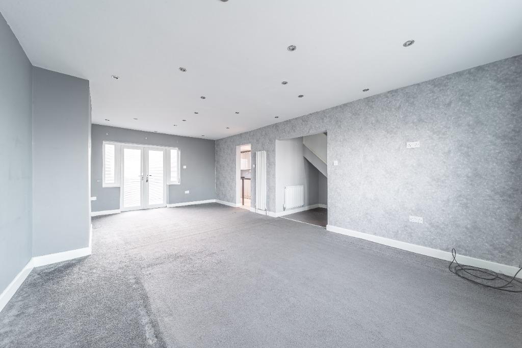 Harborough Avenue, Sheffield, S2 3 bed end of terrace house £140,000