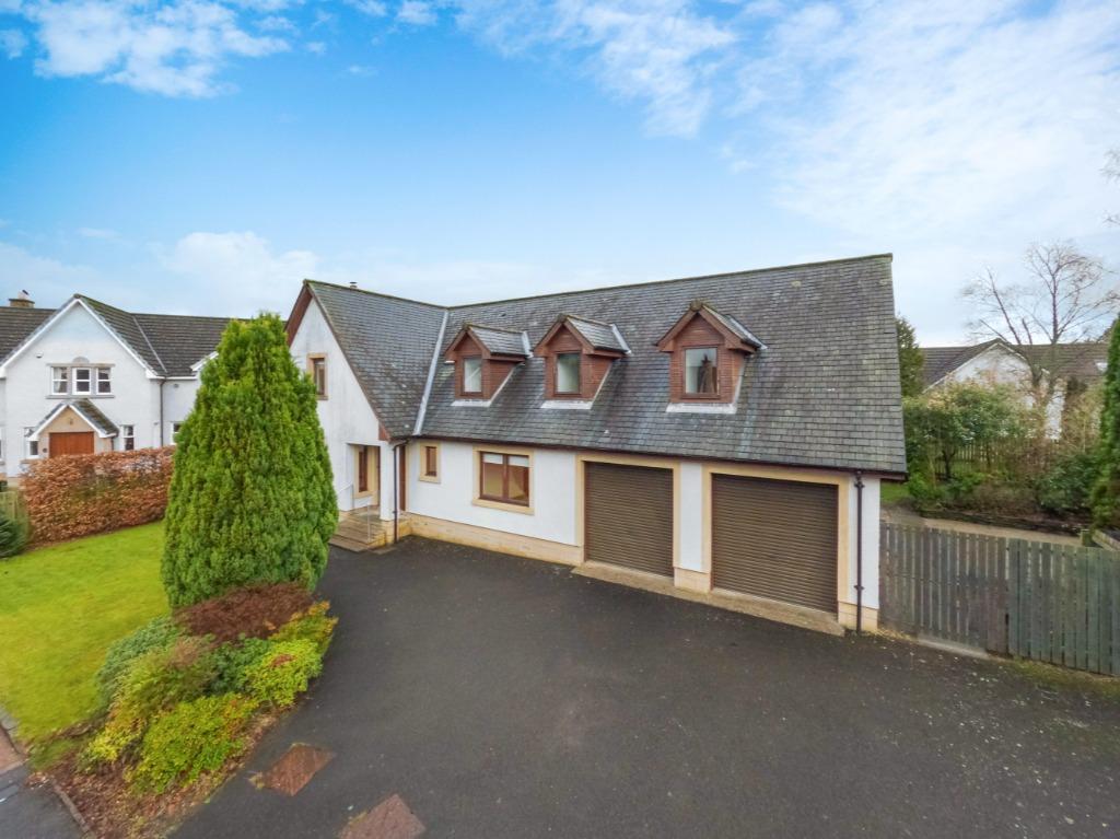 The Paddock, Auchterarder, Perthshire, PH3 1LE 5 bed detached house £