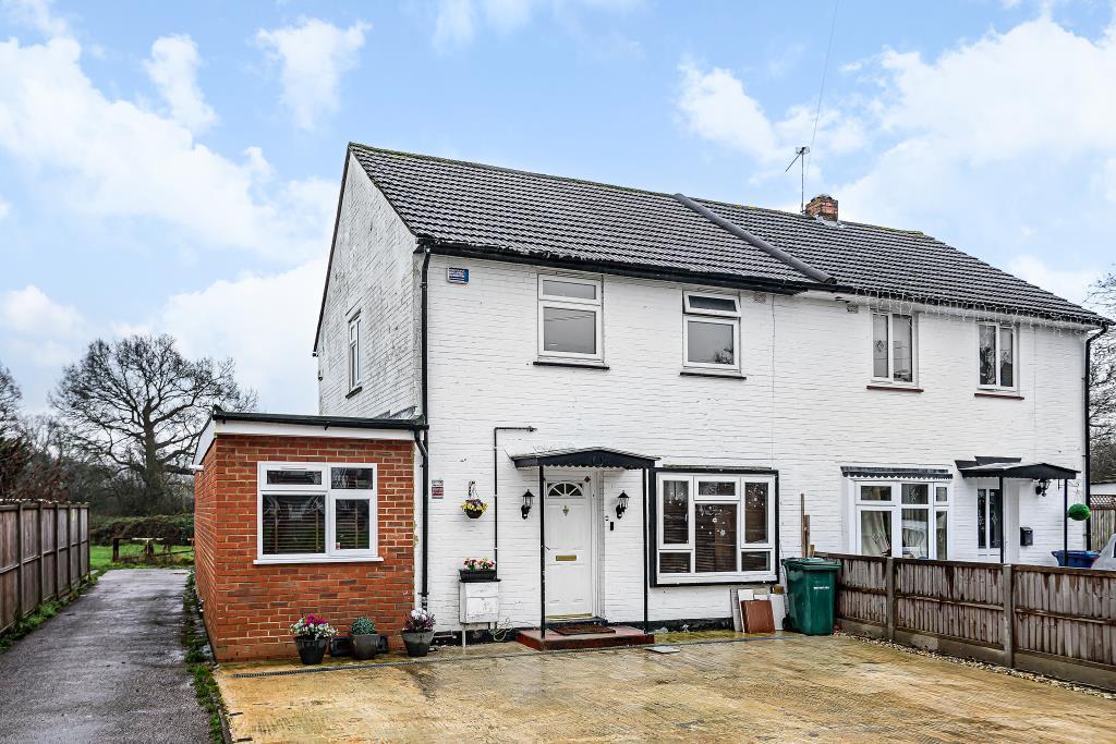 High EN5 4 bed semidetached house £650,000