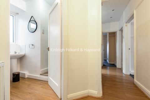 2 bedroom apartment to rent - Devonshire Road London SE23