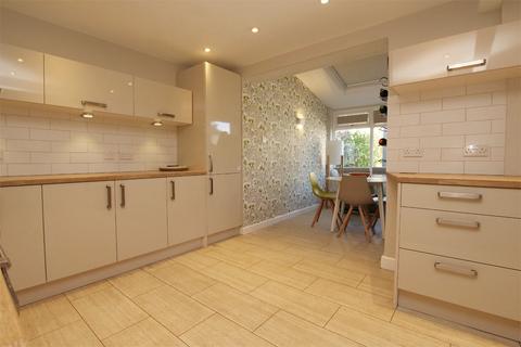 32 Brackenley Lane, Embsay, Skipton, BD23 6NP