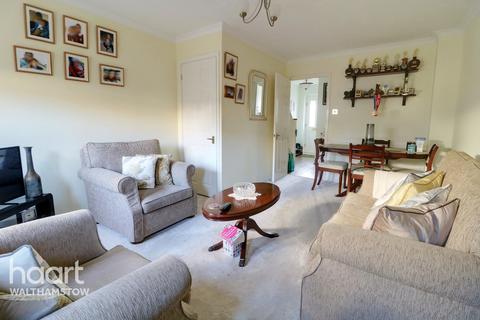 6 Vintry Mews, London, E17 7BJ