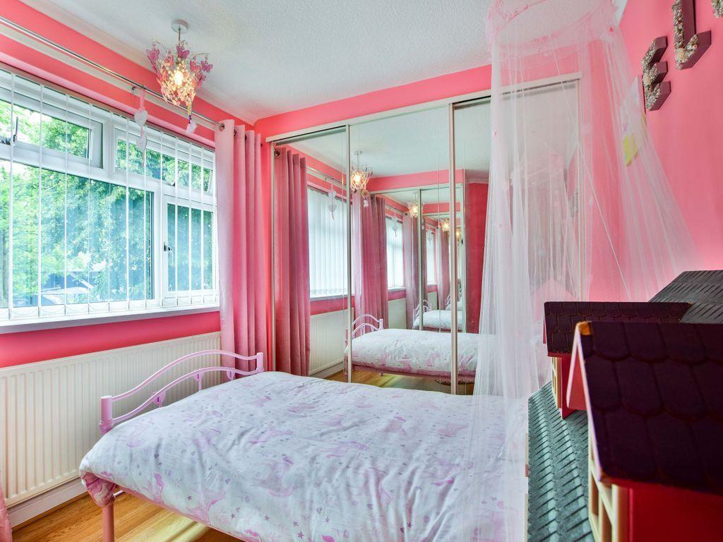 Photograph 13