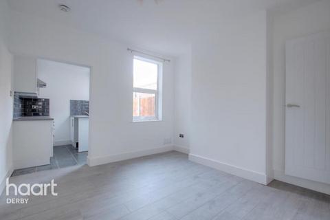 2 bedroom terraced house to rent, Allestree Street, Derby
