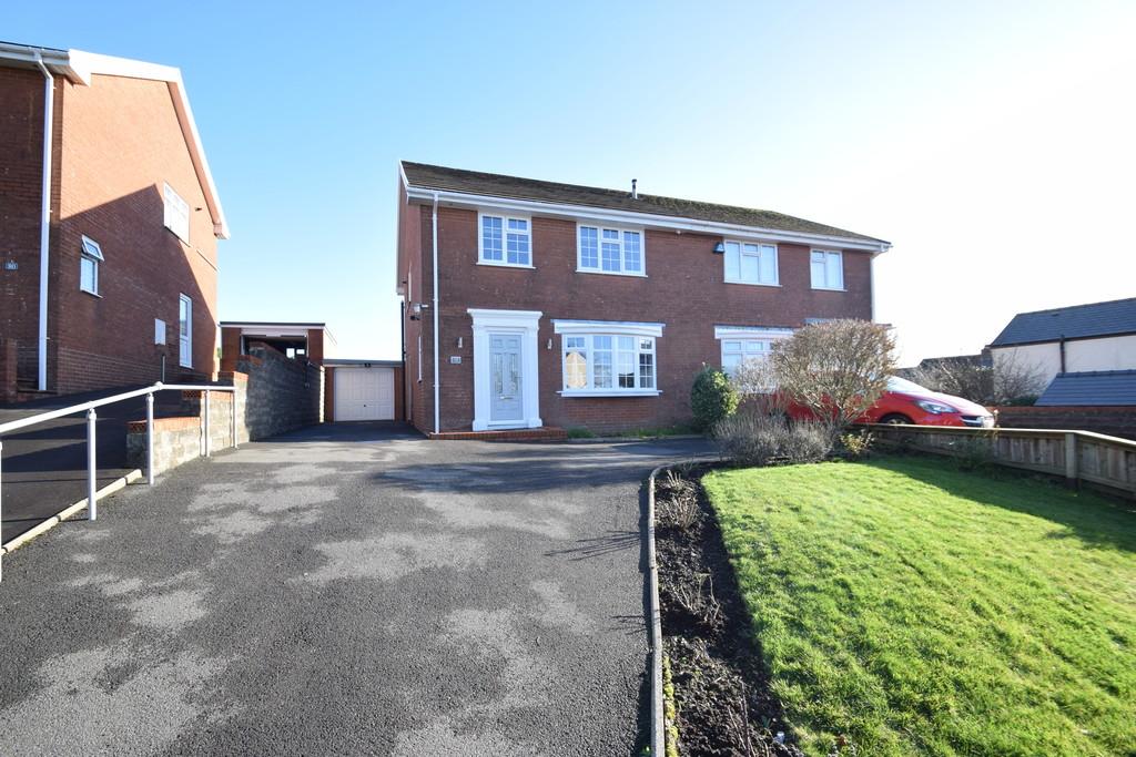 78 Penprysg Road, Pencoed, Bridgend... 3 bed semidetached house £249,950