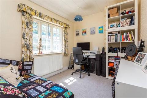 28 Brunner Road, London, W5 1BA