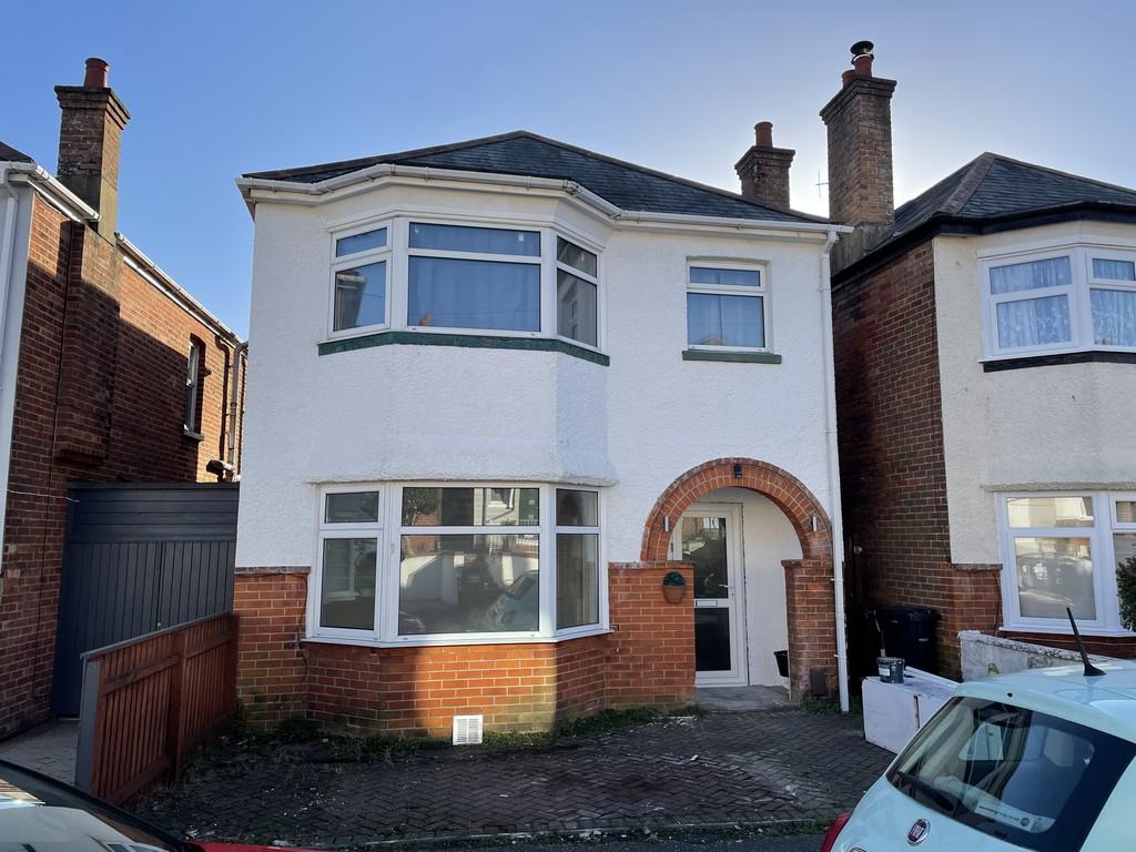 Rutland Road, Bournemouth 3 bed detached house £1,500 pcm (£346 pw)