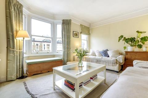 2a Forthbridge Road, London, SW11 5NY