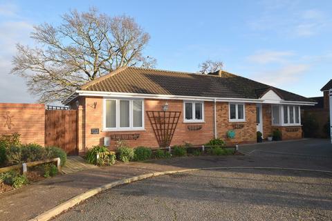 2 bedroom detached bungalow for sale - The Woolnoughs, Kesgrave, Ipswich, IP5 2FD