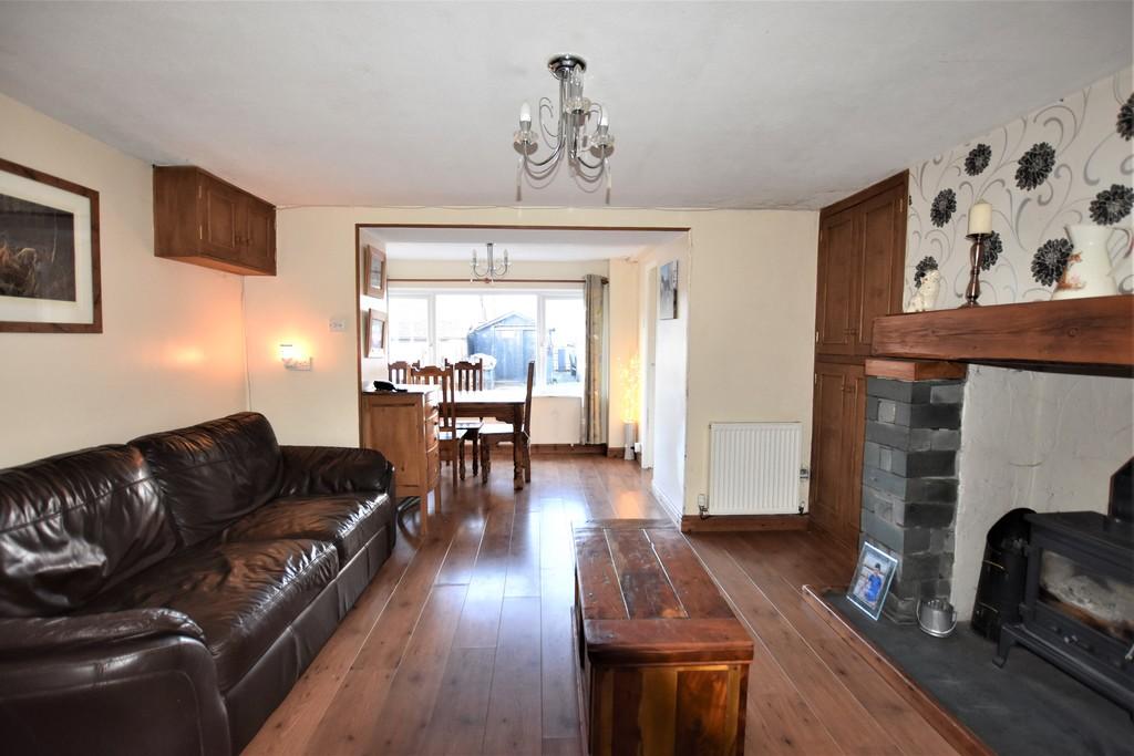 High Row, Backbarrow, Ulverston LA12 8QN 3 bed end of terrace house £