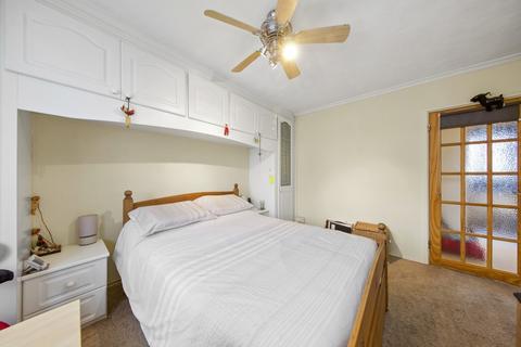 60 Brading Crescent, London, E11 3RR