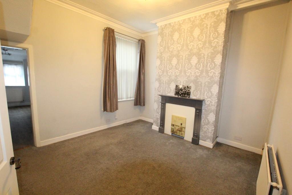 Milbourne Street, Blackpool 4 bed terraced house £750 pcm (£173 pw)