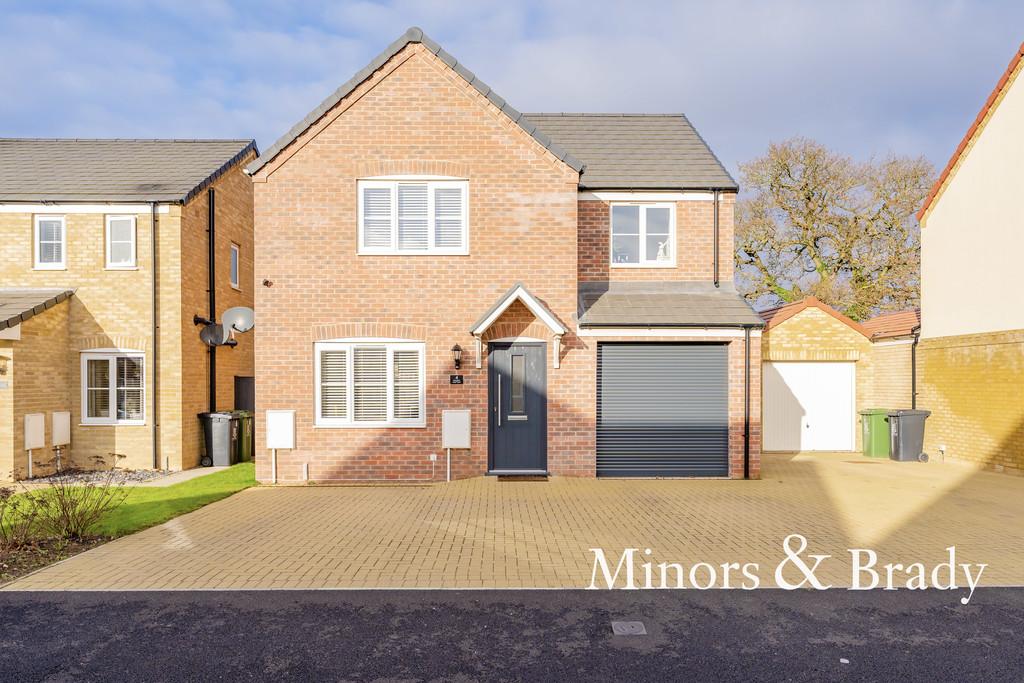 Pascoe Drive, Ormesby 4 bed detached house £350,000