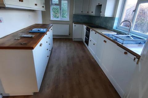 4 bedroom detached house to rent, Welland, Malvern, Worcestershire