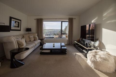 4 Beech Gardens, Halifax, HX2 7AD