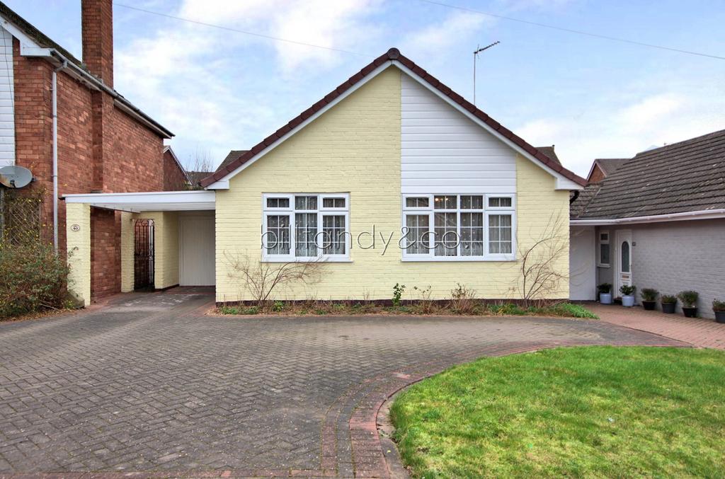 Slade Avenue, Burntwood, WS7 2 bed bungalow £245,000