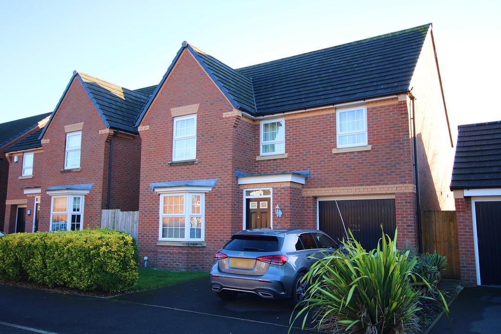 Ventura Drive, Great Sankey... 4 bed detached house £400,000