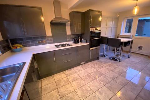 1 Pudsey Drive, Sutton Coldfield, B75 5EZ