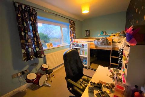 1 Pudsey Drive, Sutton Coldfield, B75 5EZ