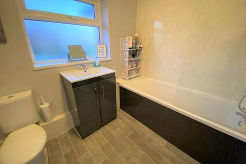 1 Pudsey Drive, Sutton Coldfield, B75 5EZ