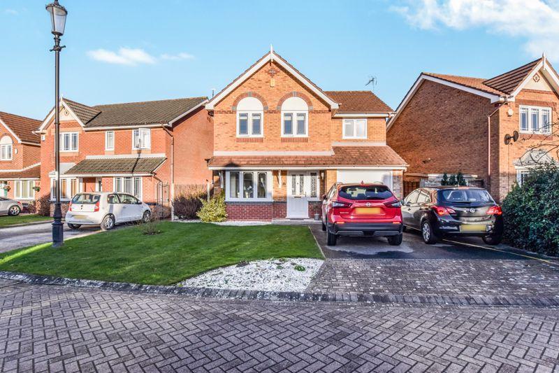 Malmesbury Park, Runcorn 4 bed detached house £350,000