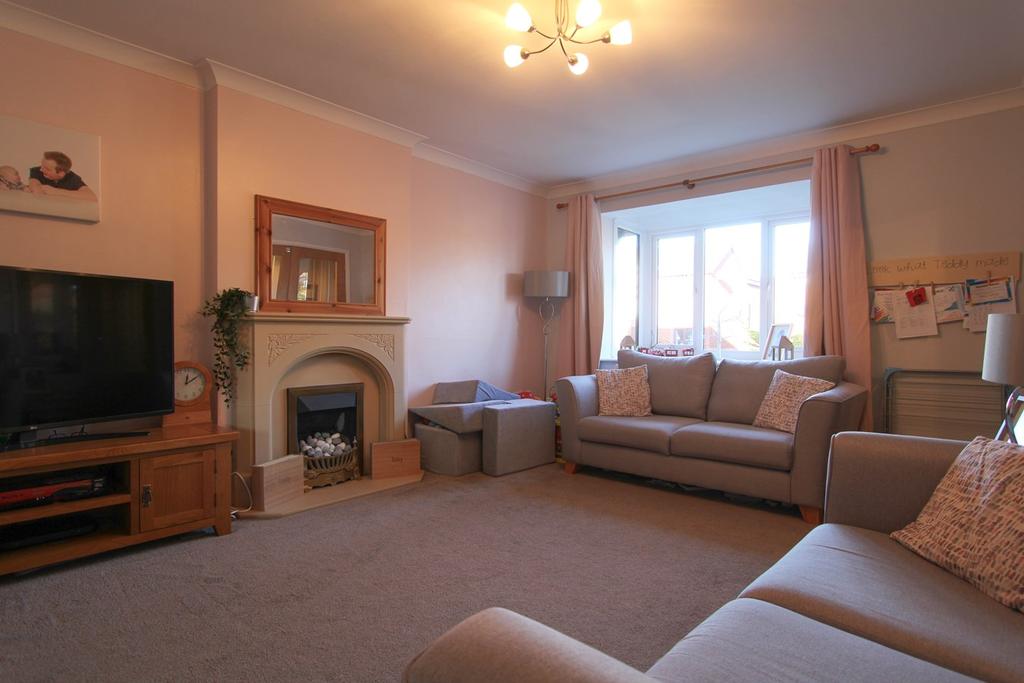 Drive, Bolton, BL1 3 bed semidetached house £220,000