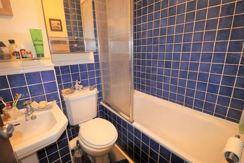 Flat 1, 15 Ashville Road, Birkenhead, CH41 8AU