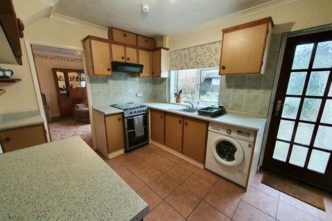 48 Garnalls Road, Matson, Gloucester, GL4 6ND