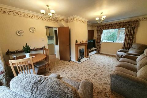 48 Garnalls Road, Matson, Gloucester, GL4 6ND