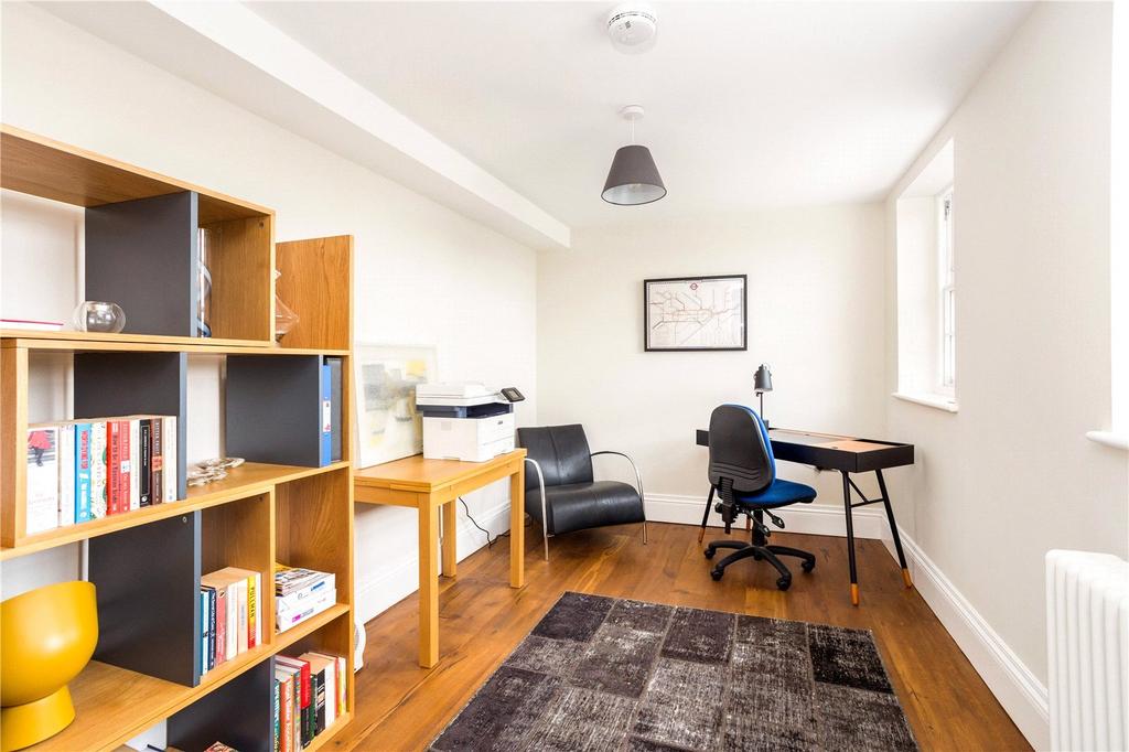 Bedrom 2 / Study