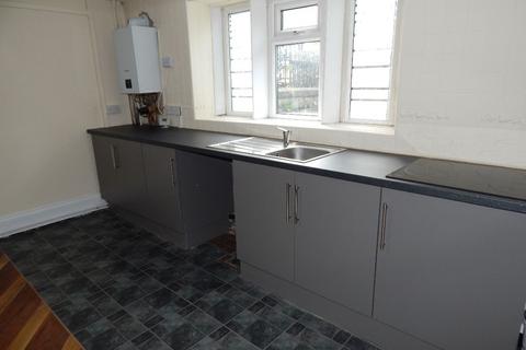 1 bedroom terraced house to rent, Westgate, Heckmondwike