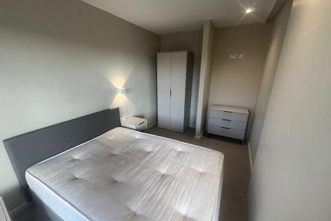 2 bedroom apartment to rent, City Gardens, Castlefield