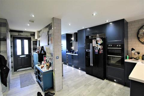 9 Fox Field Close, West Thurrock, Grays, RM20 3AQ