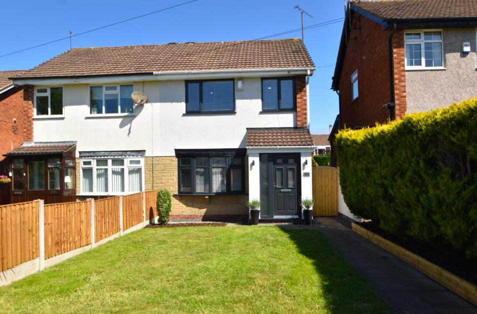 Saughall Massie Road, Upton, Wirral 3 bed semidetached house £237,500