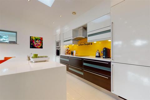 3 bedroom penthouse for sale - 1 Western Road, Canford Cliffs, Poole