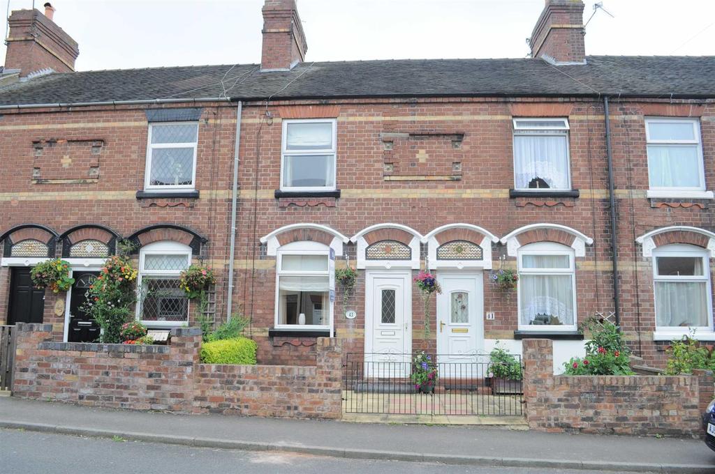 Old Road, Stone 2 bed terraced house £650 pcm (£150 pw)