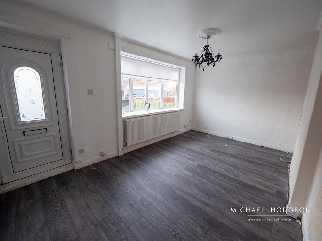Tadcaster Road, Thorney Close, Sunderland 2 bed semidetached house £