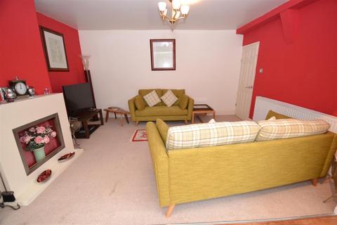 2a Delph Drive, Clayton, Bradford, BD14 6SA