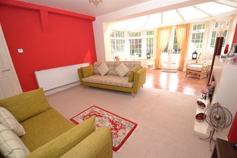 2a Delph Drive, Clayton, Bradford, BD14 6SA
