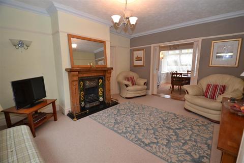 2a Delph Drive, Clayton, Bradford, BD14 6SA